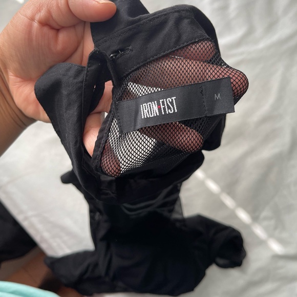 NEW  Iron Fist top - Picture 4 of 4